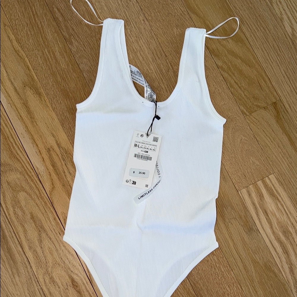 Ribbed White Scoop Neck Bodysuit